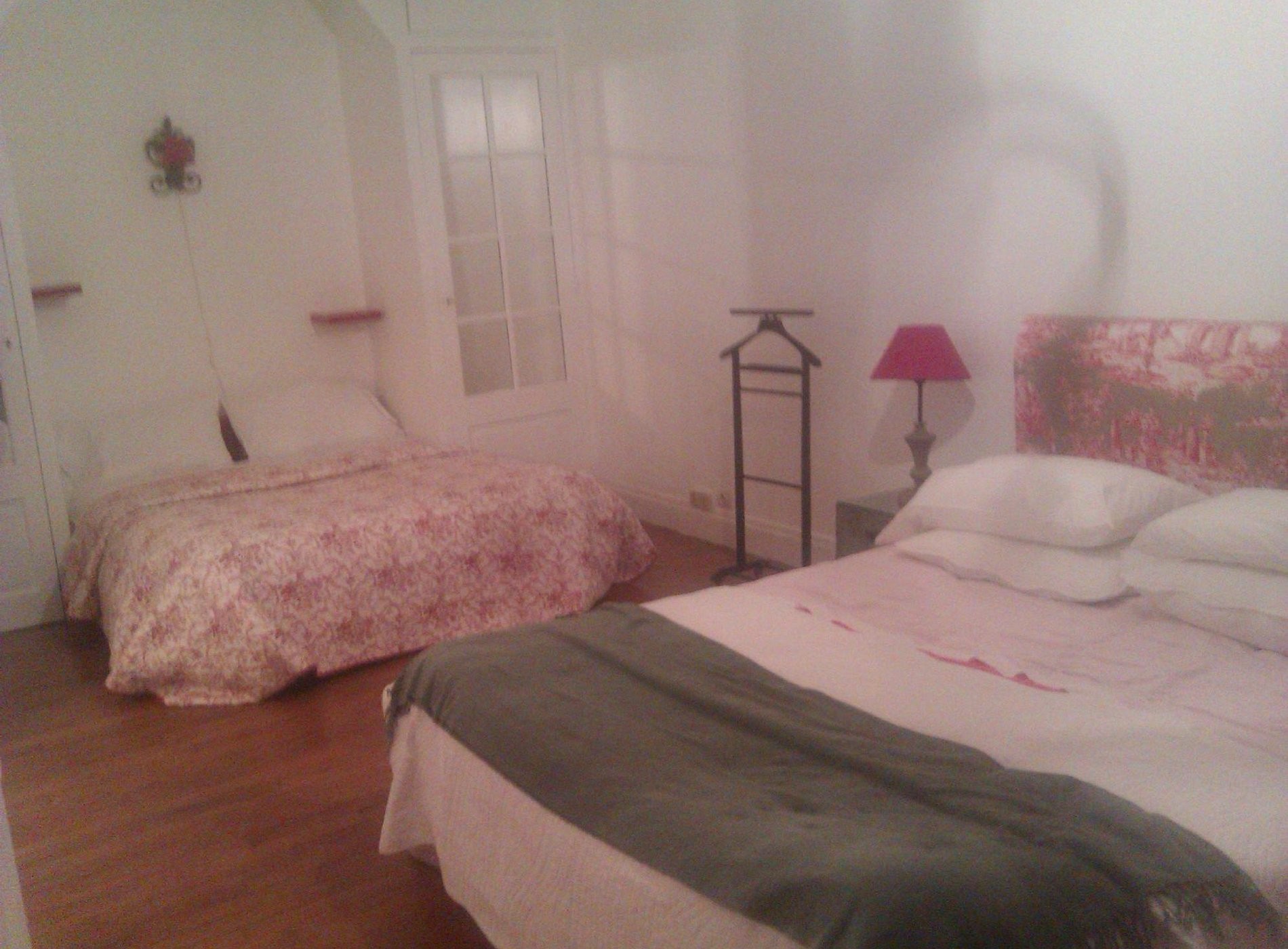 Villa FLORIA, Chambre d'Hôtes à Tours