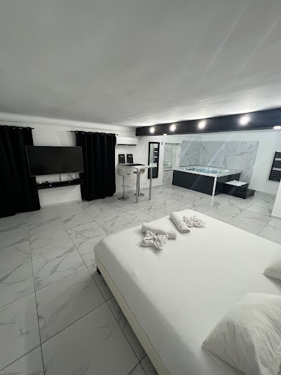 White Room, Chambre d'Hôtes à Marseille 06