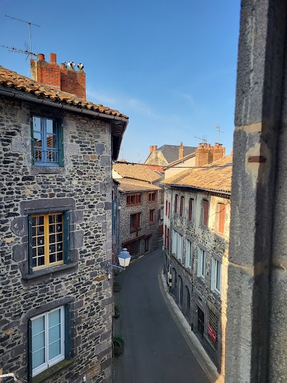 La maison d'Adélaïde, Chambre d'Hôtes à Saint-Flour