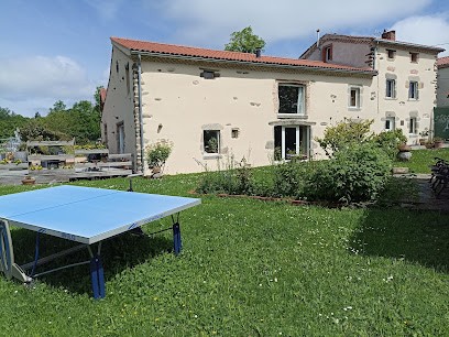 lejardindespierresbrunes, Chambre d'Hôtes à Saint-Jean-des-Ollières