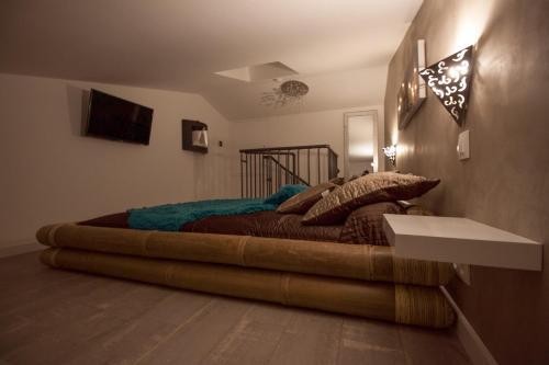 Bulle D'éden (Chambre Bulle), Chambre d'Hôtes à La Seyne-sur-Mer