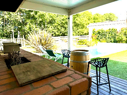 La Villa Des Épicuriens, Location De Vacances à Arès