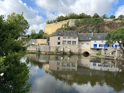 MOULIN DE L'ABBESSE, Chambre d'Hôtes à Thouars