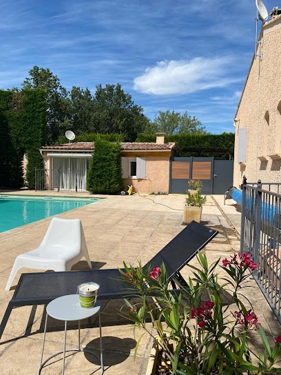 La Villa Des Garrigues: Location grande maison familiale de Vacances à Mazan, Piscine 12x6, Mont Ventoux / Avignon / Vaucluse, Location de Vacances à Mazan