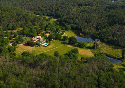 La Combe Des Selves, Location De Vacances à Callas