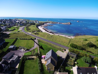 Ferienhaus mit Meerblick, Location de Vacances à Ploudalmézeau