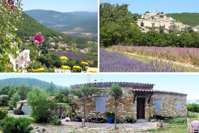 La bergerie des lavandes, Chambre d'Hôtes à La Rochegiron