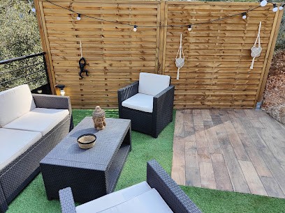 Gîte du seuil de l'Issole, Location de Vacances à Flassans-sur-Issole