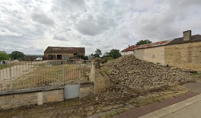 Maison Henry, Chambre d'Hôtes à Thil
