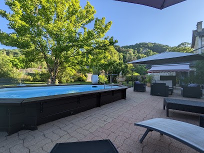 Les Lauriers roses, Maison d'Hôtes à Terrasson-Lavilledieu