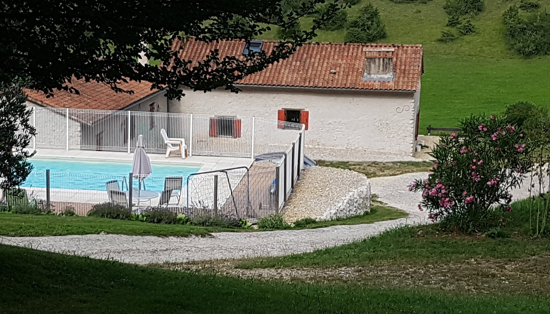 B&B Angueur, Chambre d'Hôtes à Montrem