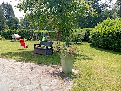 La Maison Au Cœur De L'Auvergne, Location de Vacances à Lanobre