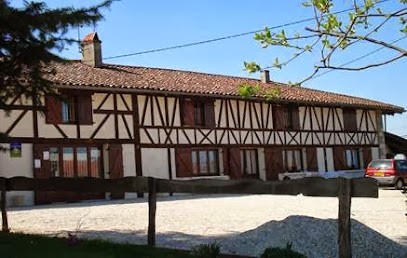 Chambre D'hôtes La Croix-de-Bois, Chambre d'Hôtes à Jayat