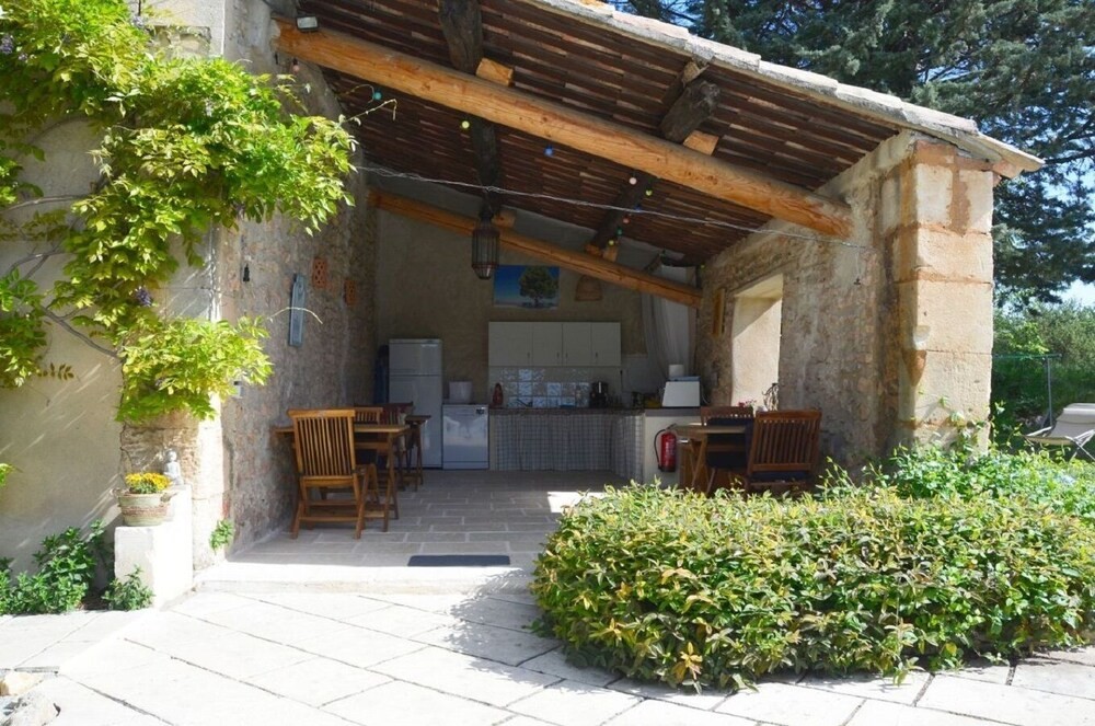 La Bastide Des Lavandieres, Chambre d'Hôtes à Gargas