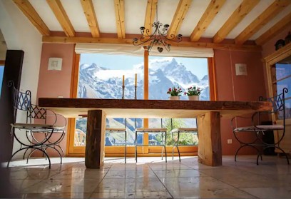 Le Trifide Lodge, Location de Vacances à La Grave