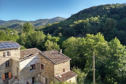 Le Mas Des Pots Rouges, Chambre d'Hôtes à Cros