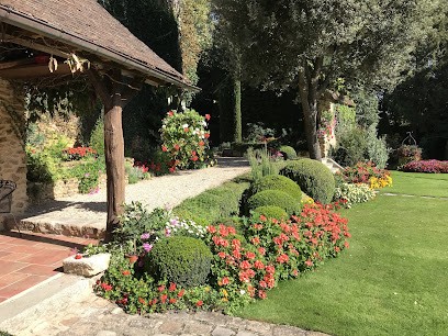 Chez Christine côté jardin, Chambre d'Hôtes à Chaumes-en-Brie