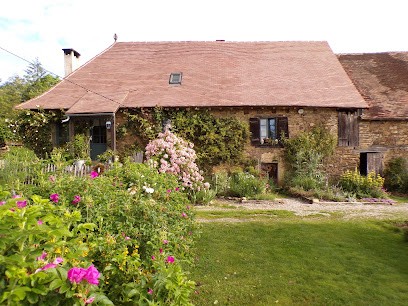 MEUZAC LA MAISON DE ROYER, Chambre d'Hôtes à Meuzac