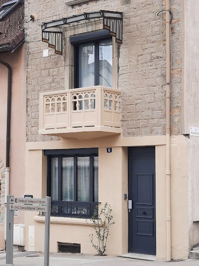 La Maison de Suzanne, Chambre d'Hôtes à Lons-le-Saunier