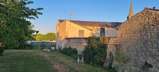 La Demeure Du Marais, Chambre d'Hôtes au Vanneau-Irleau