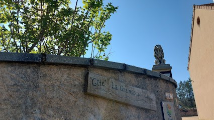 La Grange Aux Lions, Chambre d'Hôtes à Durdat-Larequille