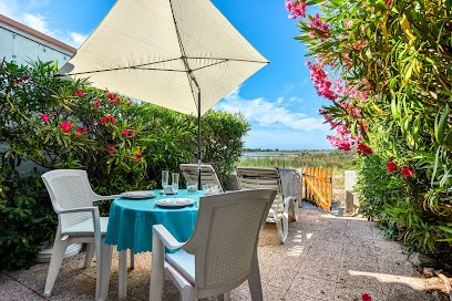 Maisonette Arcadia - vue sur l’étang, Location de Vacances à Gruissan