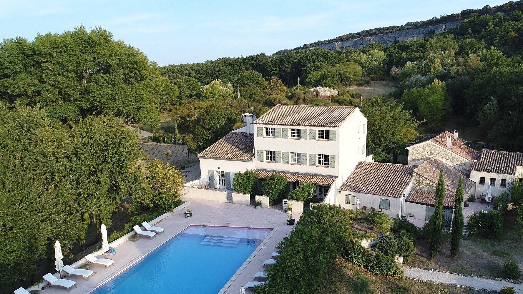 Domaine le bois des dames, Maison d'Hôtes à Chantemerle-lès-Grignan