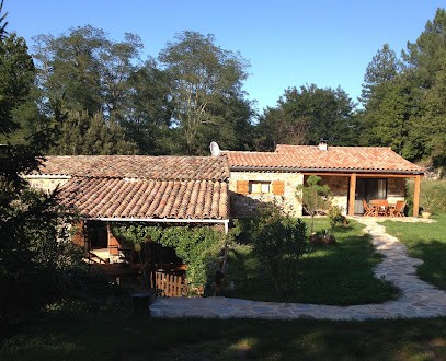 Le Clos Des Flogères Chambres D'hôtes, Chambre d'Hôtes à Vinezac