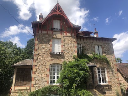 Maison De La Comtesse, Chambre d'Hôtes à Cosne-d'Allier
