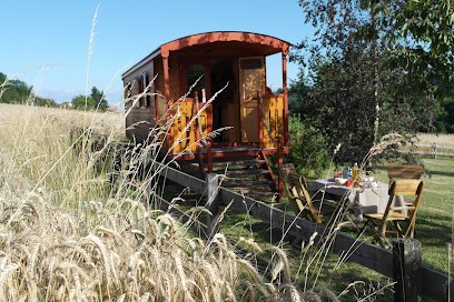 La Roulotte à la Ferme, Chambre d'Hôtes à Palogneux