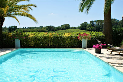 Gîtes Naturistes Les Lodges, Location De Vacances à la Motte