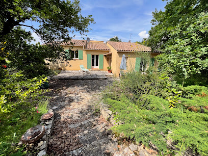 Villa Clévie, Location De Vacances à Faucon