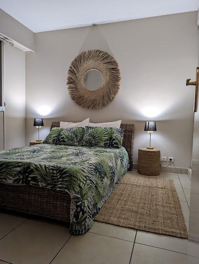 Weekly Rental: 2 Bedrooms Right Next To Monaco Location De Vacances à Beausoleil