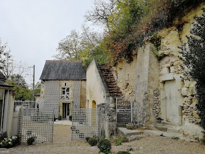 La Closerie de la Véronique. Chambres d'hôtes, Chambre d'Hôtes à Cinq-Mars-la-Pile