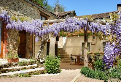 Le Moulin Du Chemin, Maison d'Hôtes à Scillé
