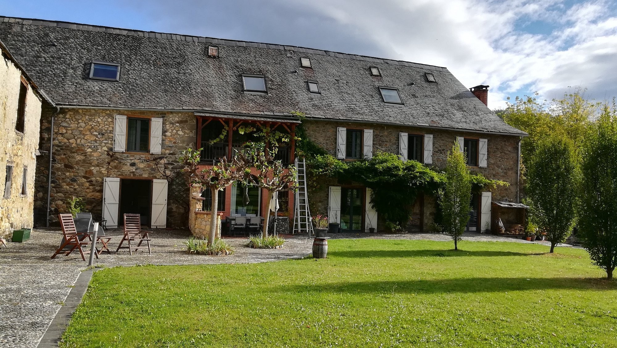 Bed in Bellongue, Chambre d'Hôtes à Aucazein