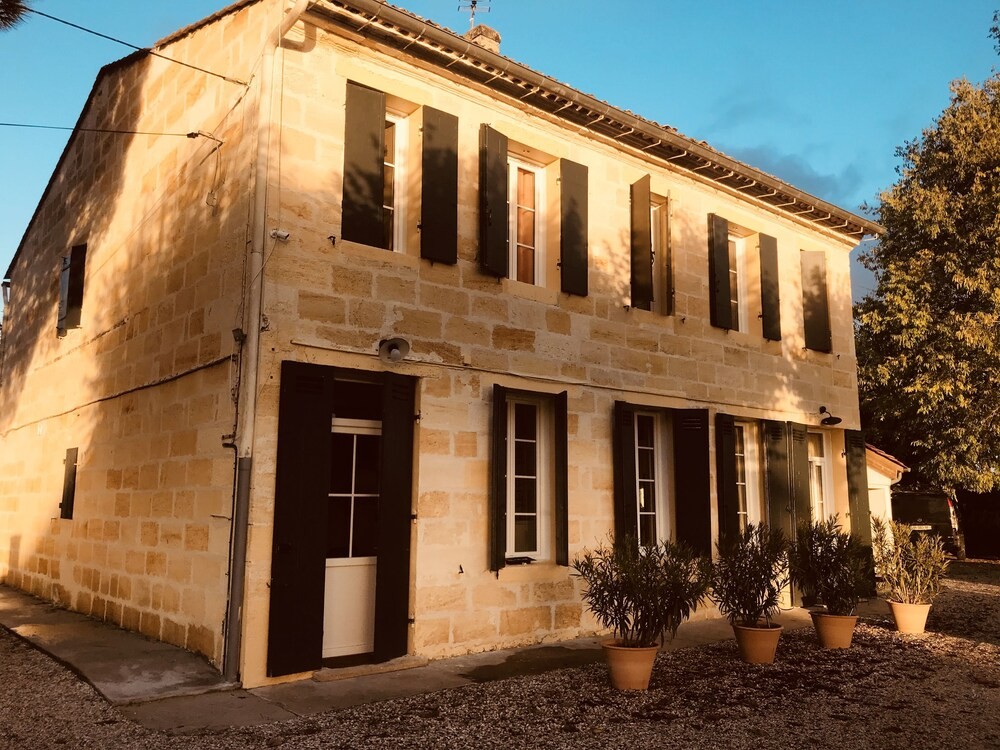Le Logis De L'épinette, Chambre d'Hôtes à Libourne