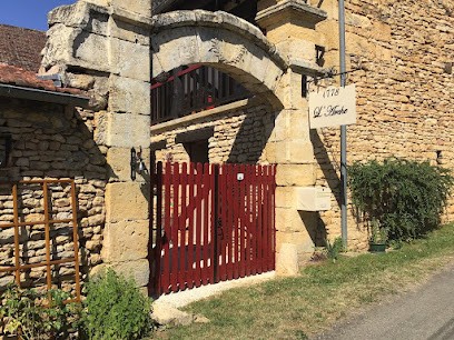 L 'Arche: Gîte/Chambres d'hôtes à la campagne, avec piscine, idéal randonnés, proche Sarlat et Grottes de Lascaux, Dordogne, Chambre d'Hôtes à Proissans