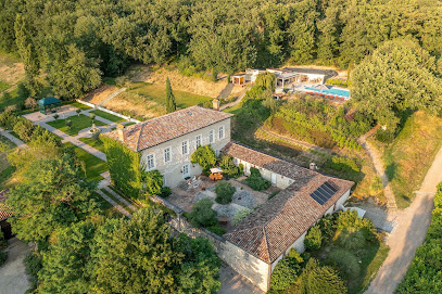 Les Cazettes Luxury Holiday Villa, Location De Vacances à Damiatte