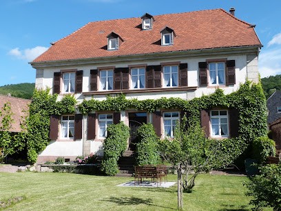 Ancien Presbytère Albert Schweitzer, Chambre d'Hôtes à Gunsbach