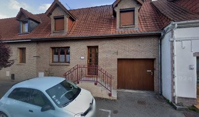 La Maison Fleurie, Chambre d'Hôtes à Neuville-sous-Montreuil