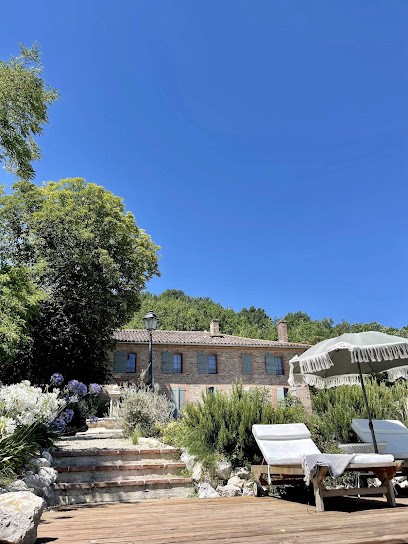 Cap De Rivière - Maison De Maître, Maison d'Hôtes à Lizac