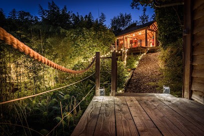 Maison Blanche Etxe Xuria Cote Basque, Location de Vacances à Urrugne