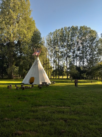 Le Far West Aux Autruches, Chambre d'Hôtes à Dancourt