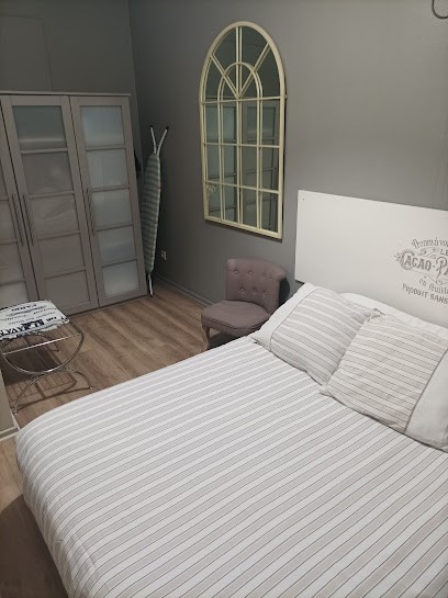 Le Cèdre Bleu, Chambre d'Hôtes à Liévin