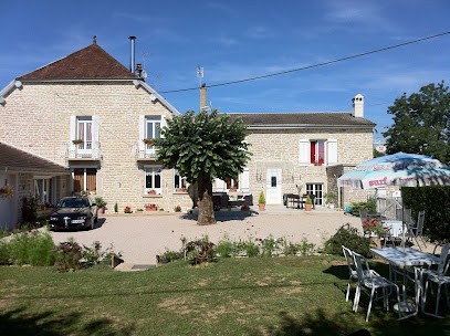 Au Bonheur D'Artemis - Gîtes Et Chambre D'hôtes Jura Arlay, Chambre d'Hôtes à Arlay