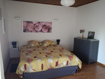 Les Pivoines De La Baie, Chambre d'Hôtes à Servon