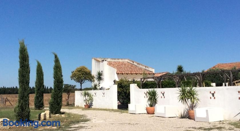 Decreus Frederic /Terres de Bohême, Chambre d'Hôtes à Vauvert