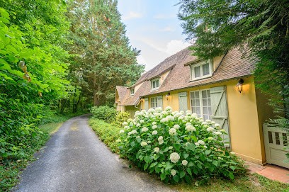 Au Bois Dormant, Chambre d'Hôtes à Tillé