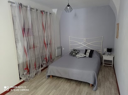 Le gîte de Flavie, Location de Vacances à Montpeyroux